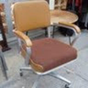 Meet your Posher, Stuart